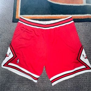 Mitchell & Ness 1997-98 Authentic Chicago Bulls Game Shorts